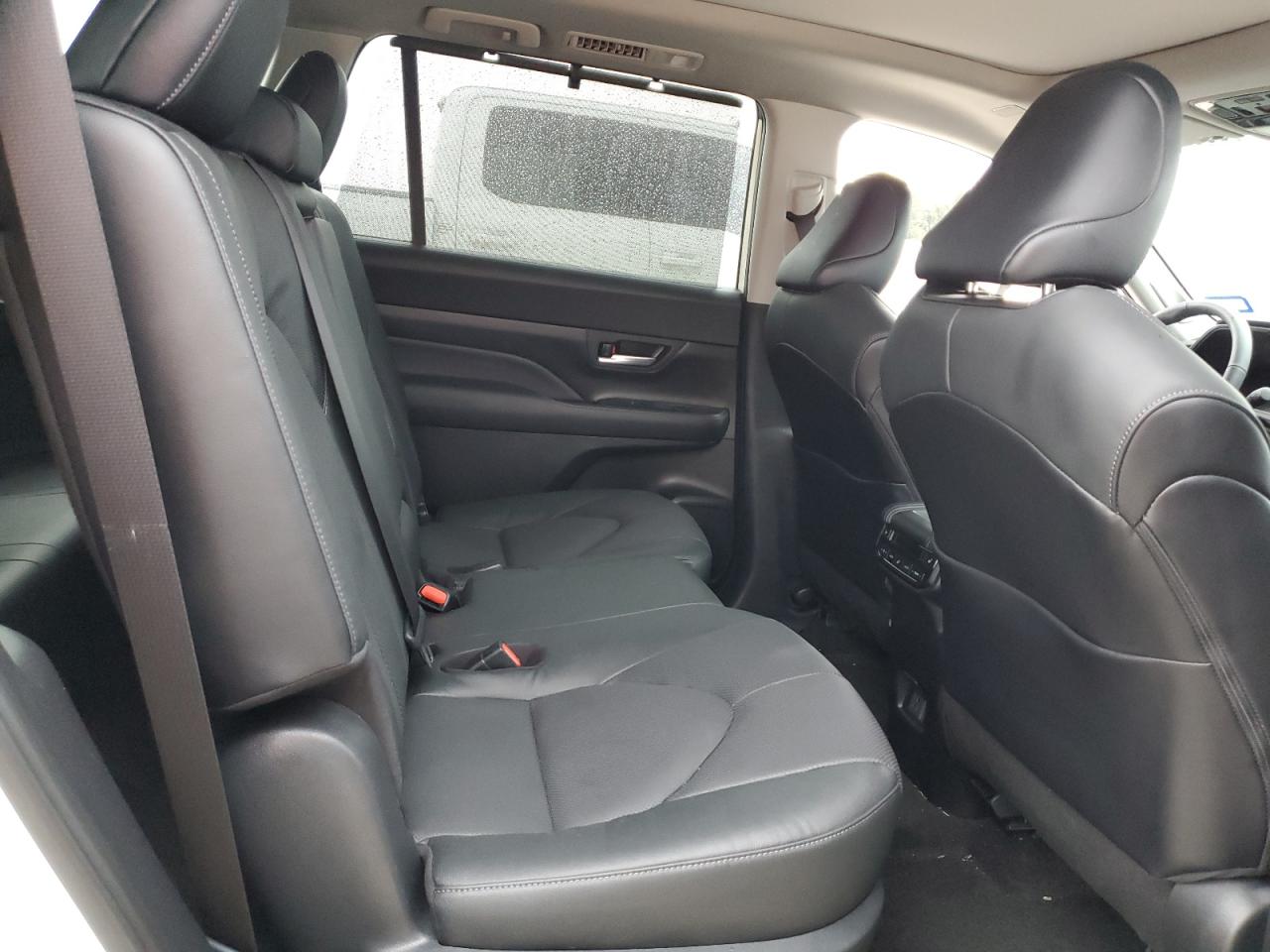 2024 TOYOTA GRAND HIGHLANDER XLE VIN:5TDACAB5XRS023046
