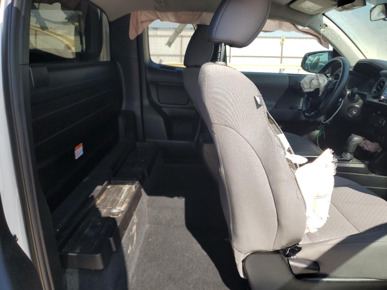 2022 TOYOTA TACOMA ACCESS CAB VIN:3TYRX5GNXNT042525