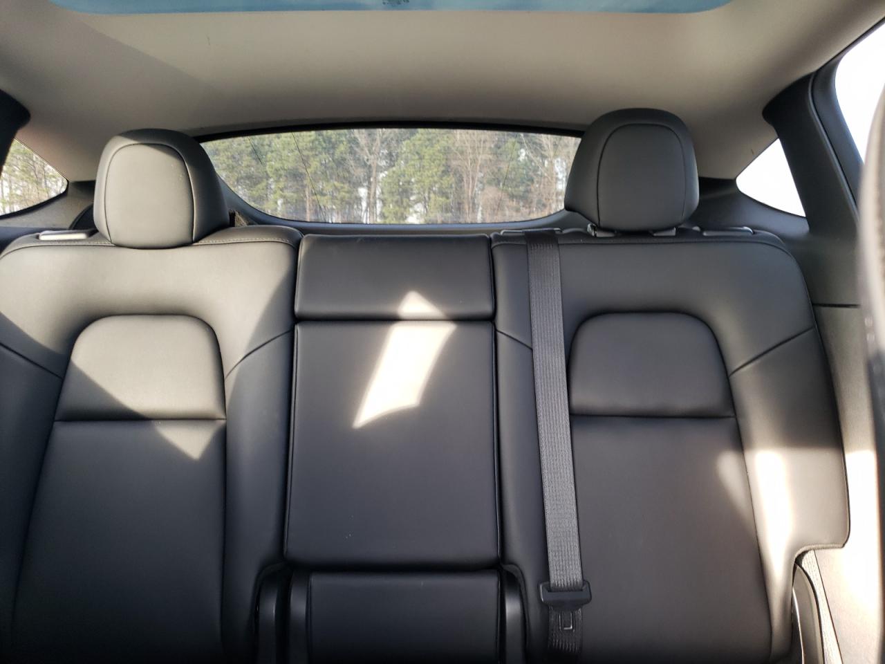 2022 TESLA MODEL Y  VIN:7SAYGDEE3NF321097