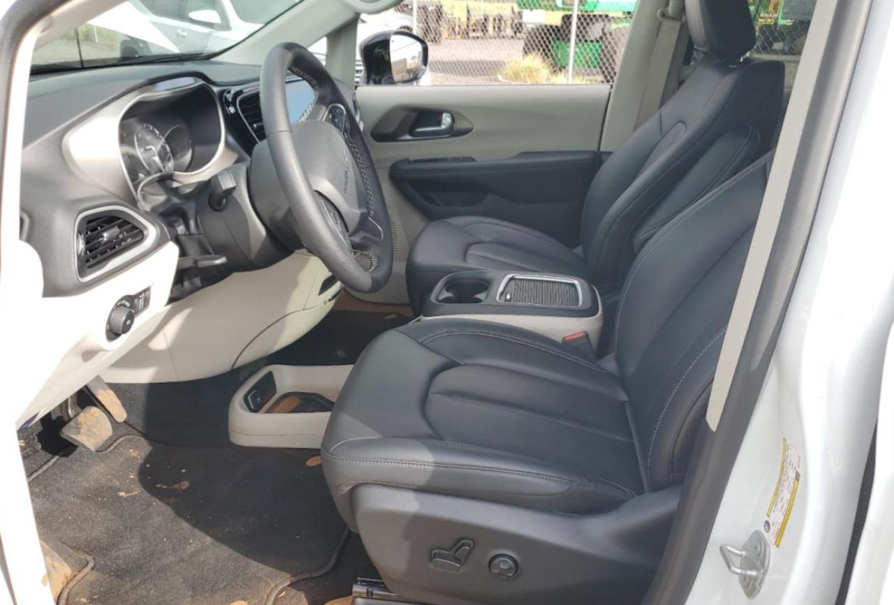 2024 CHRYSLER PACIFICA TOURING L VIN:2C4RC1BG2RR176484