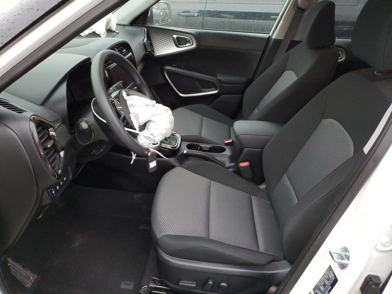 2024 KIA SOUL LX VIN:KNDJ23AU2R7234405