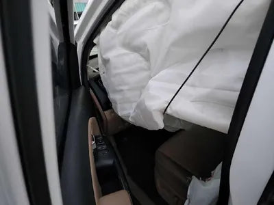 2016 Kia Carnival VIN: