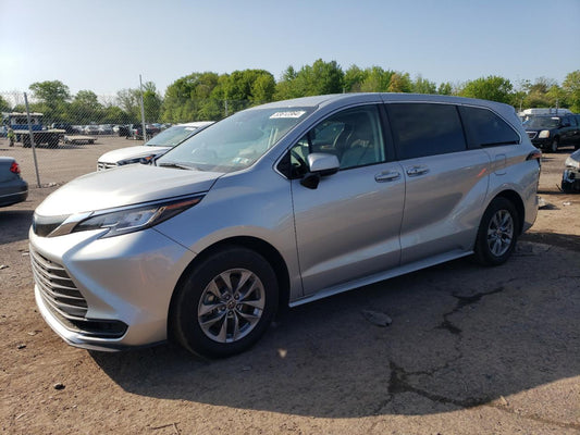 2022 TOYOTA SIENNA LE VIN:5TDKRKEC8NS102213