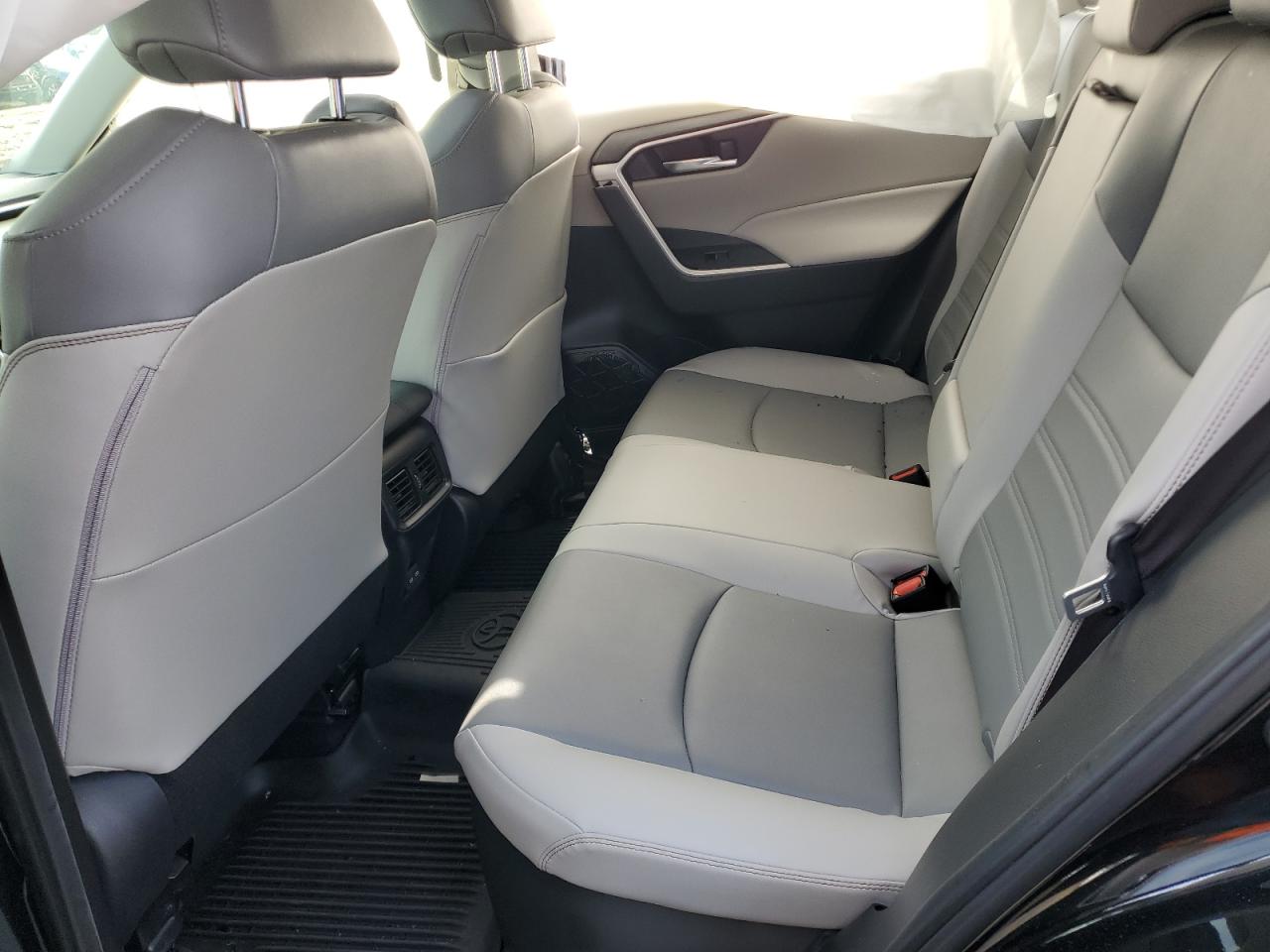 2023 TOYOTA RAV4 XLE PREMIUM VIN:JTMB6RFV5PD099559