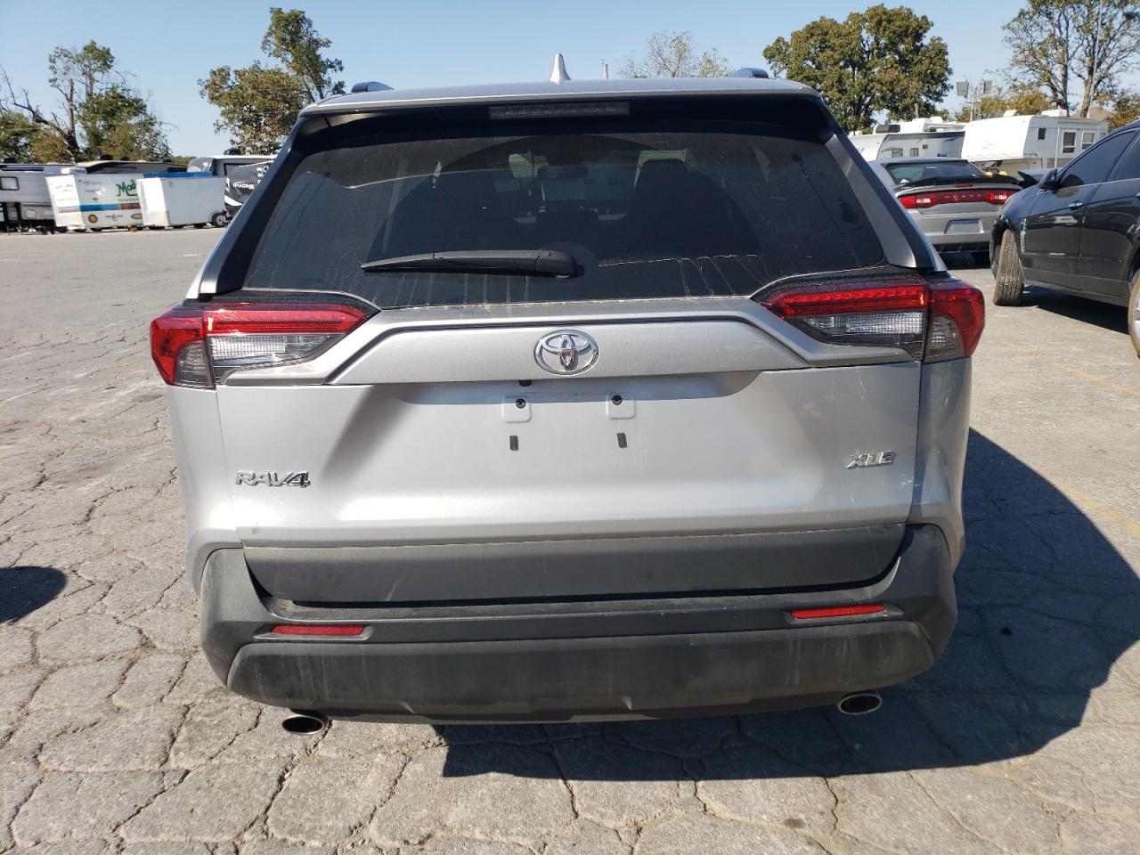 2022 TOYOTA RAV4 XLE VIN:2T3W1RFV5NW227167