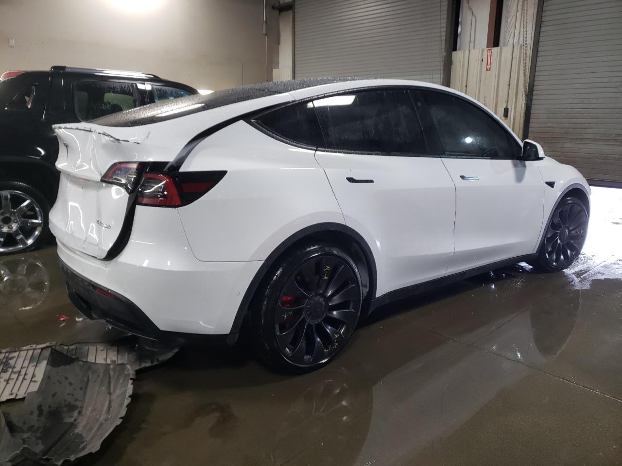 2022 TESLA MODEL Y  VIN:7SAYGDEF8NF533423