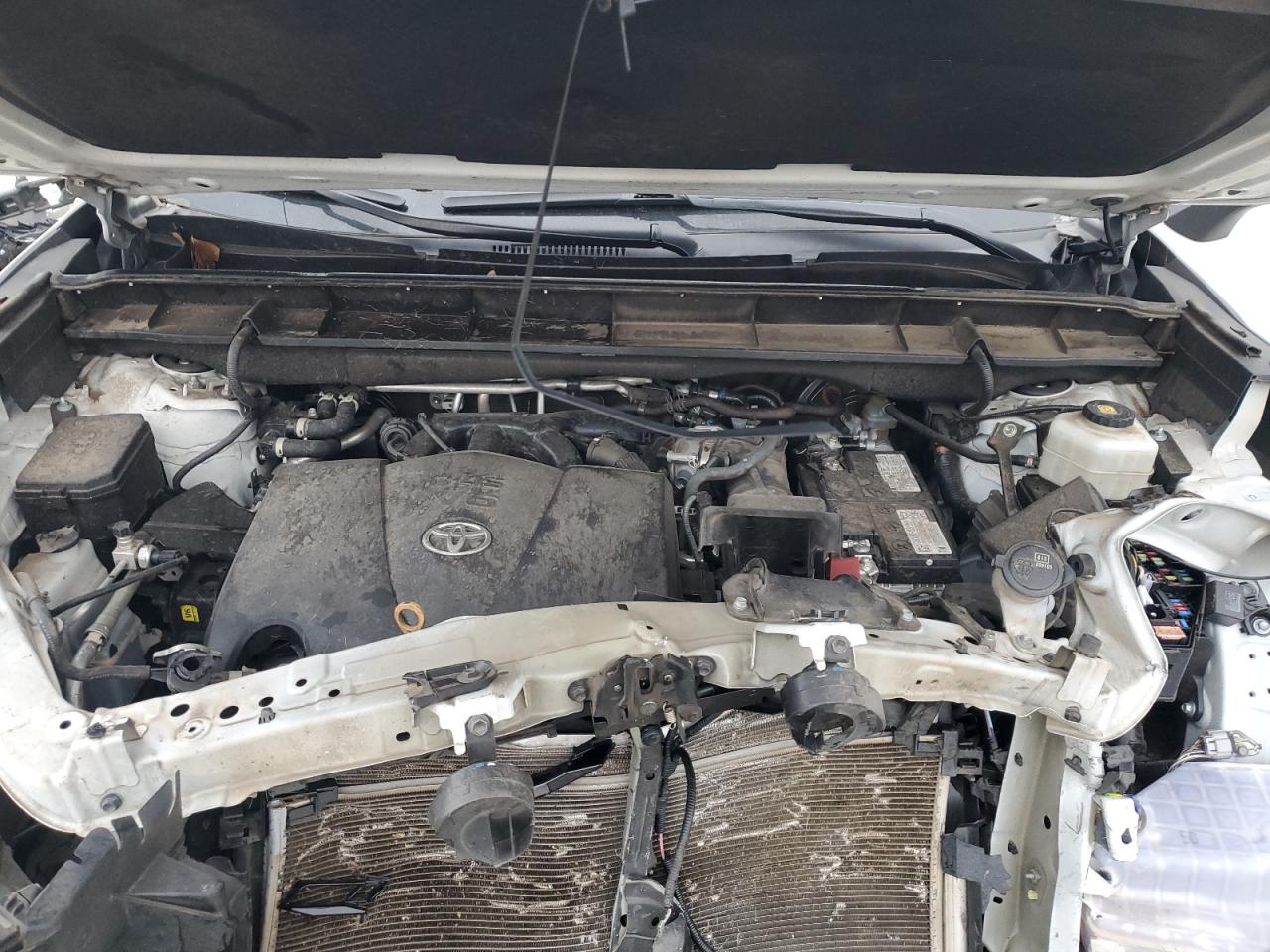 2022 TOYOTA HIGHLANDER XLE VIN:3VVCB7AX9NM024296