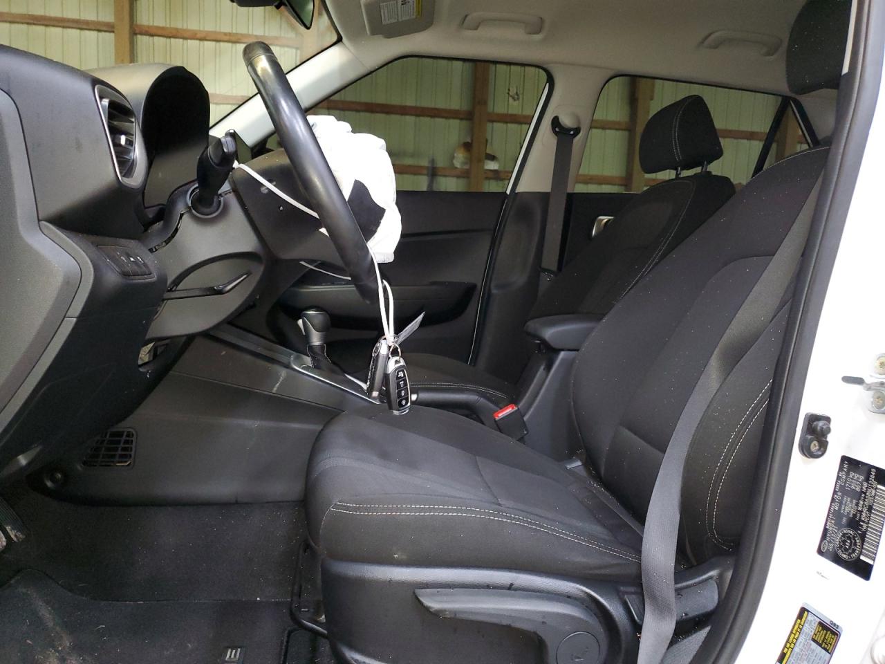 2022 HYUNDAI VENUE SEL VIN:KMHRC8A38NU132649