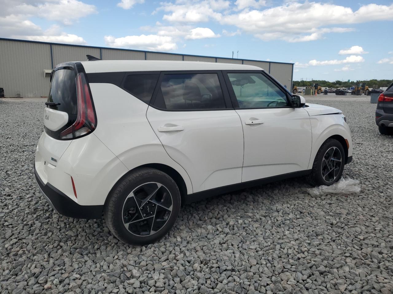 2024 KIA SOUL EX VIN:KNDJ33AU1R7237020