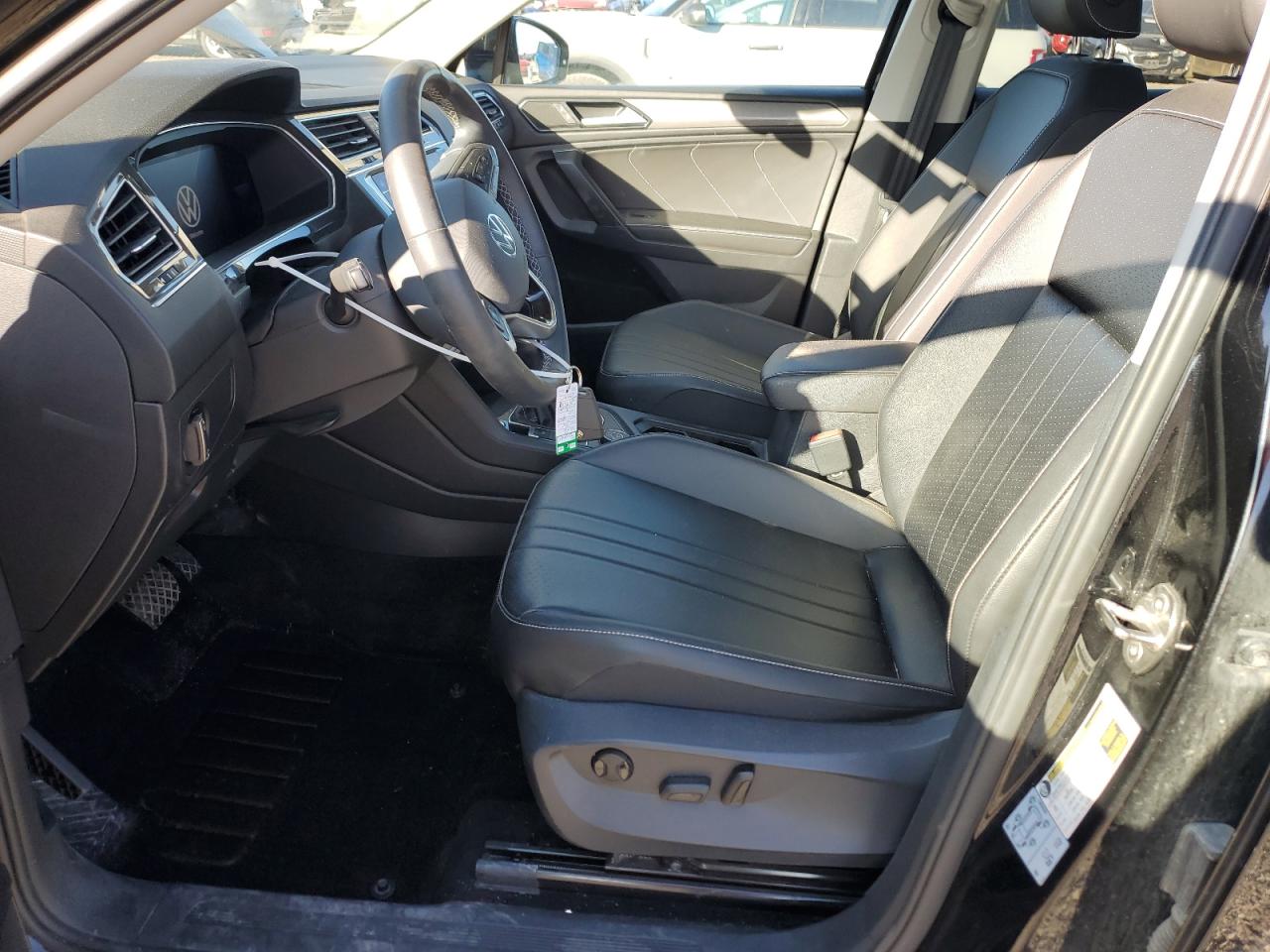 2022 VOLKSWAGEN TIGUAN SE VIN:3VV2B7AX6NM041665