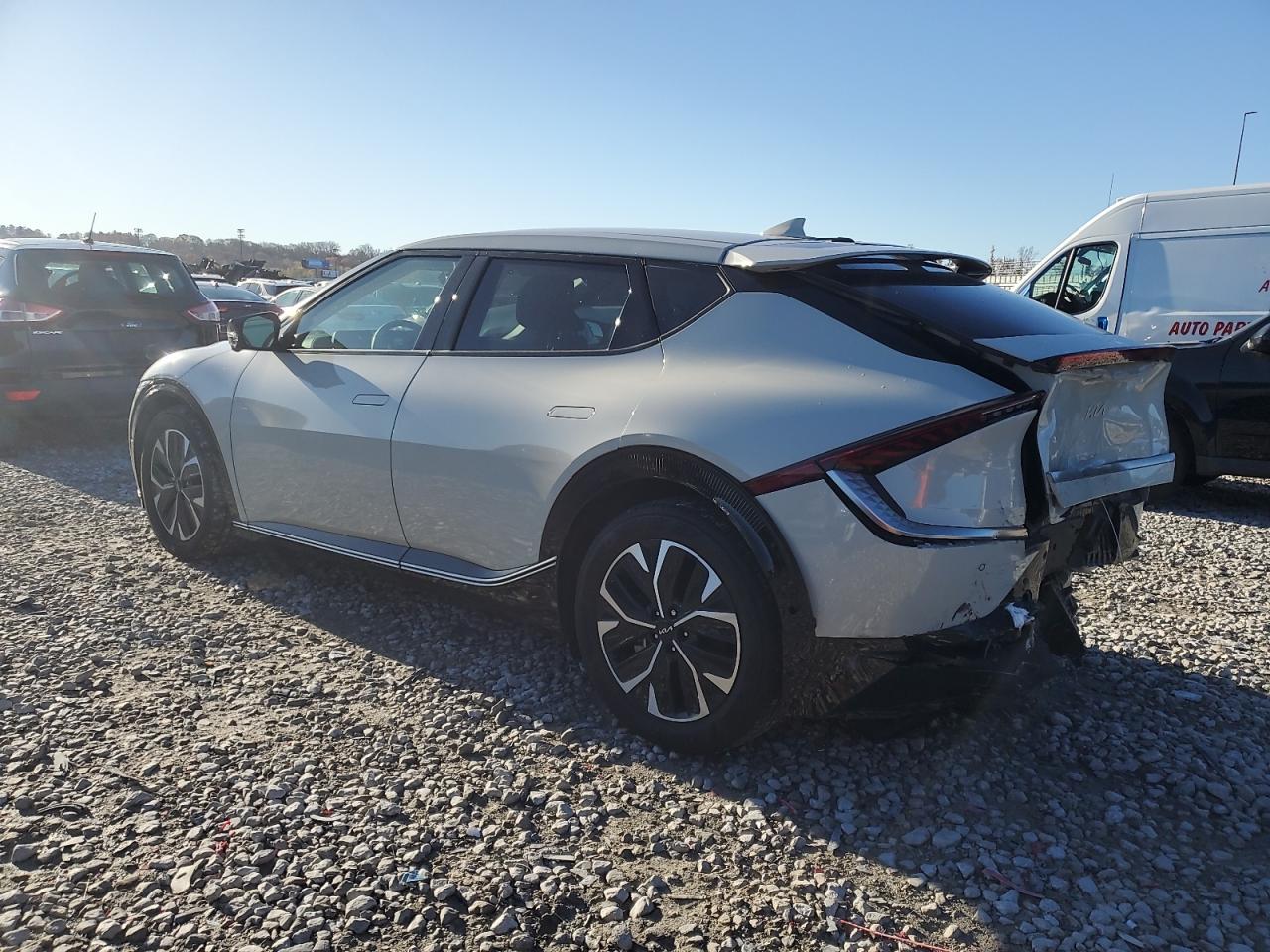 2022 KIA EV6 LIGHT VIN:KNDC3DLC5N5028730