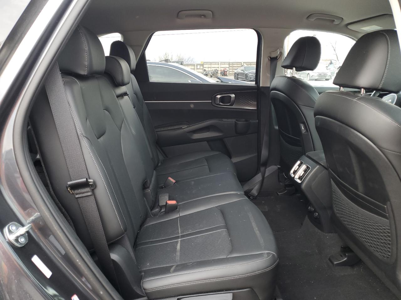 2023 KIA SORENTO S VIN:5XYRL4LC0PG237135