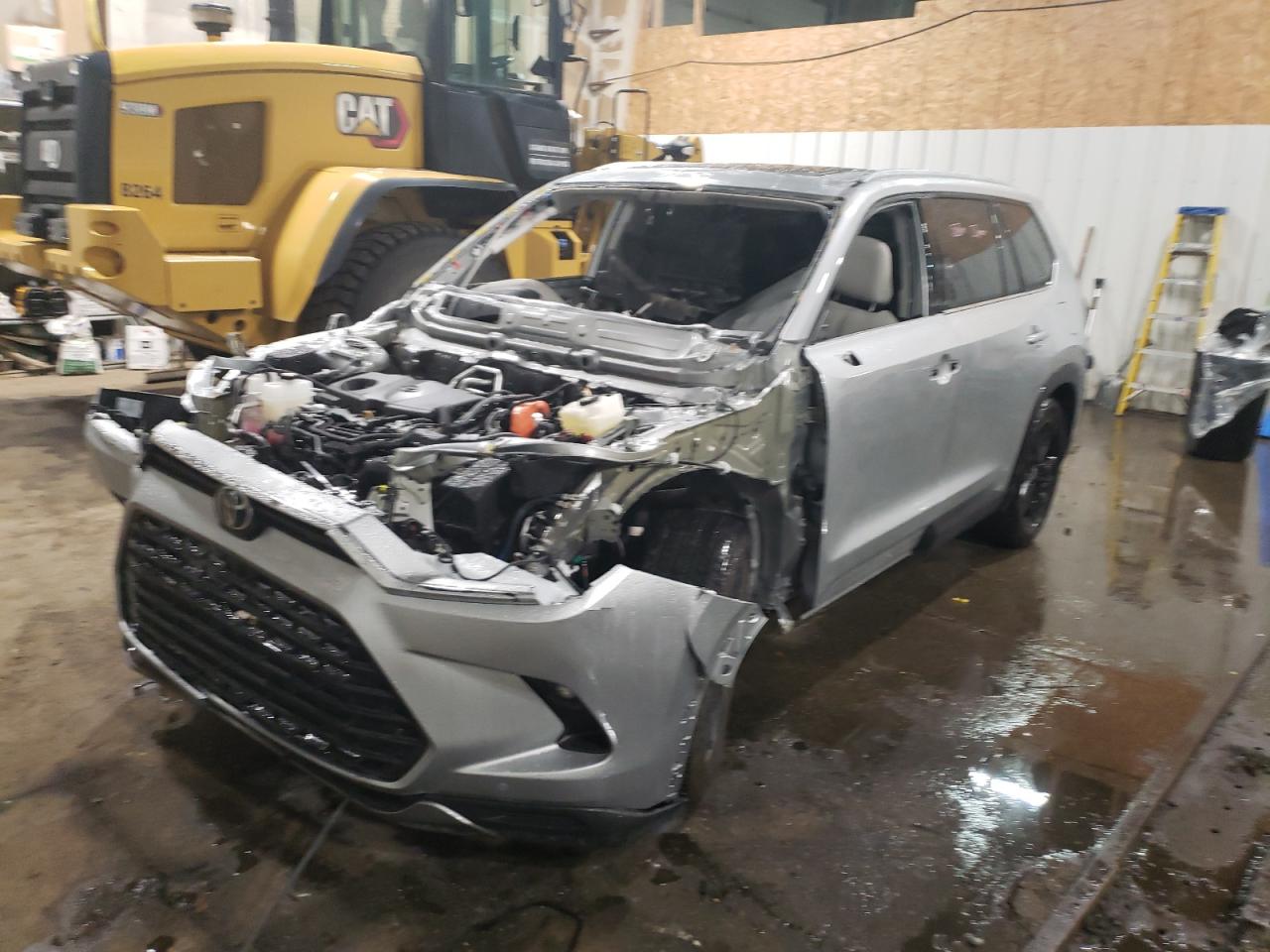 2024 TOYOTA GRAND HIGHLANDER XLE VIN:5TDACAB53RS018190