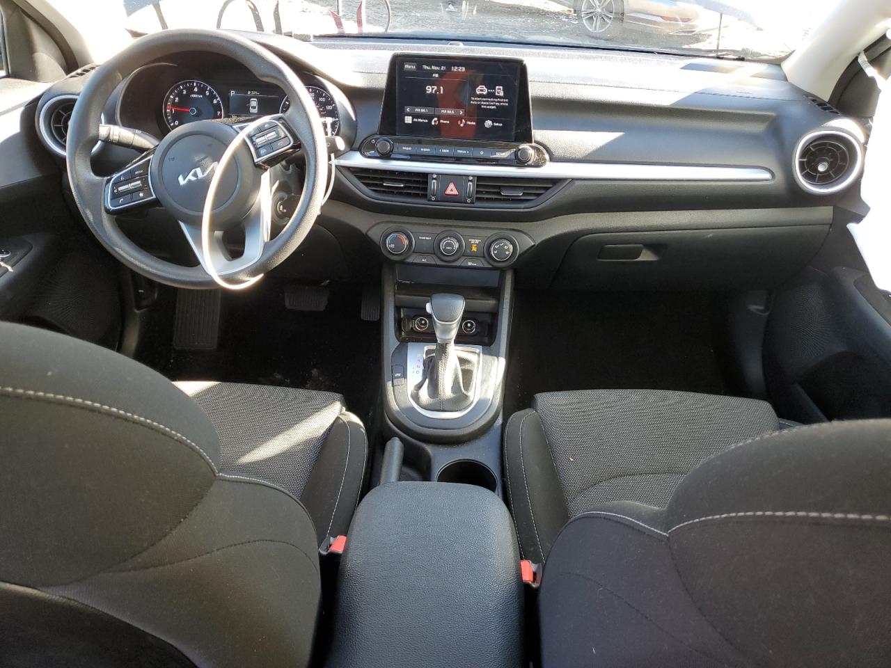 2022 KIA FORTE FE VIN:3KPF24AD5NE500201