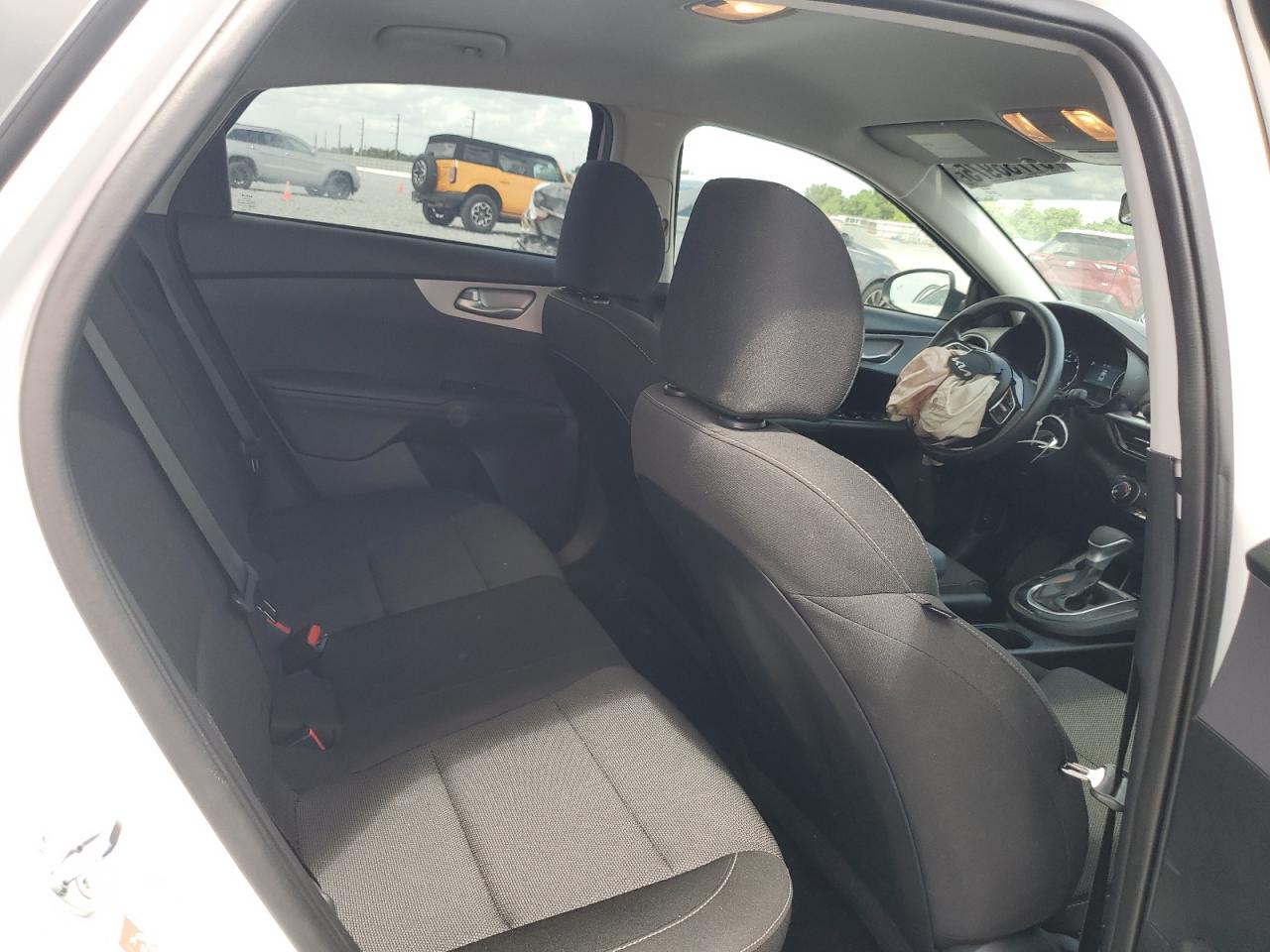 2024 KIA FORTE LX VIN:3KPF24AD8RE778502