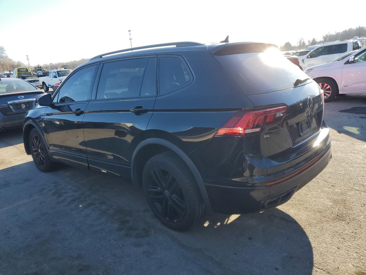 2022 VOLKSWAGEN TIGUAN SE R-LINE BLACK VIN:3VV8B7AX3NM004731