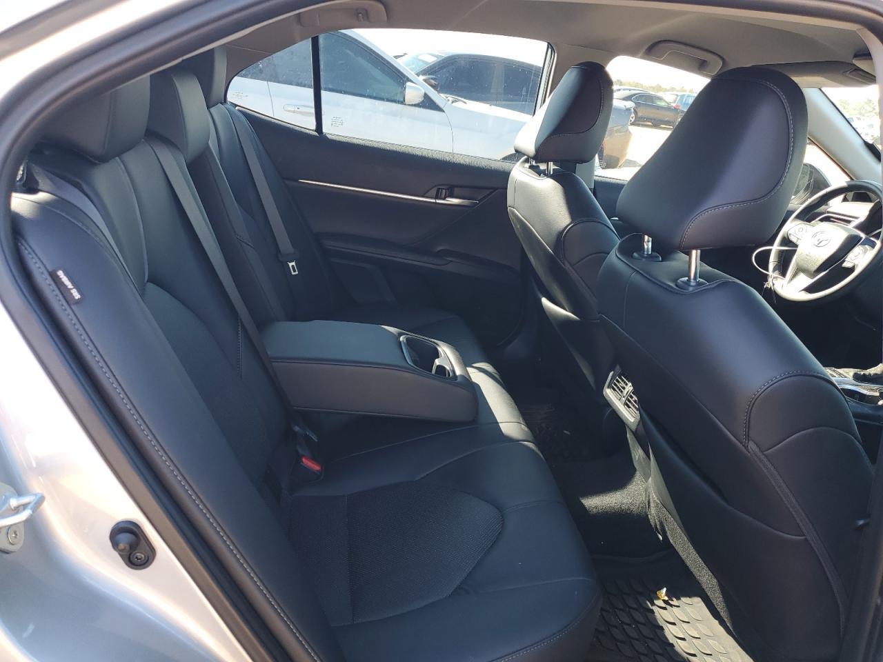 2024 TOYOTA CAMRY XLE VIN:1HGCP26738A103896