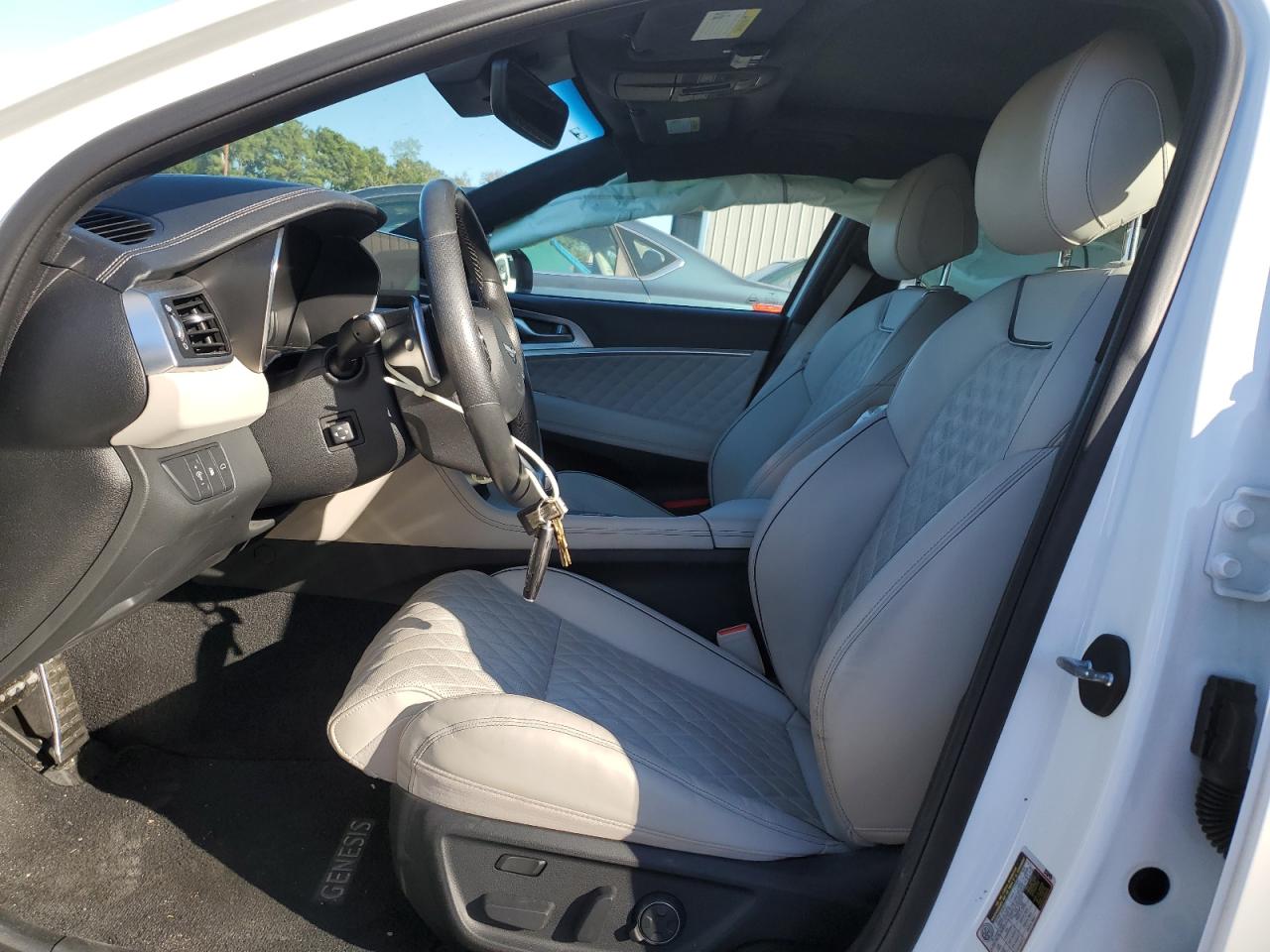 2022 GENESIS G70 BASE VIN:KMTG54TE1NU082773