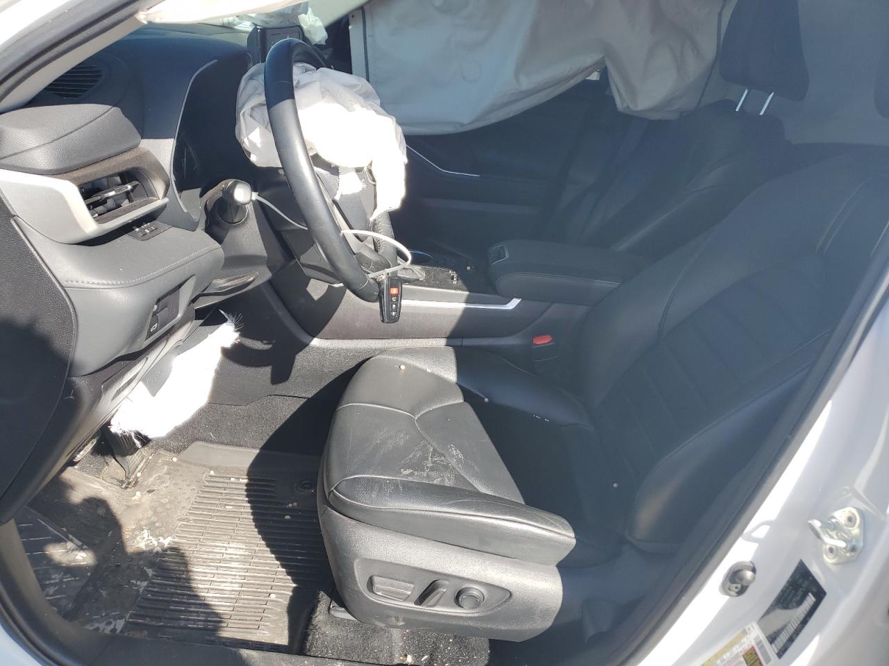 2022 TOYOTA HIGHLANDER XLE VIN:5TDGZRAH2NS542525