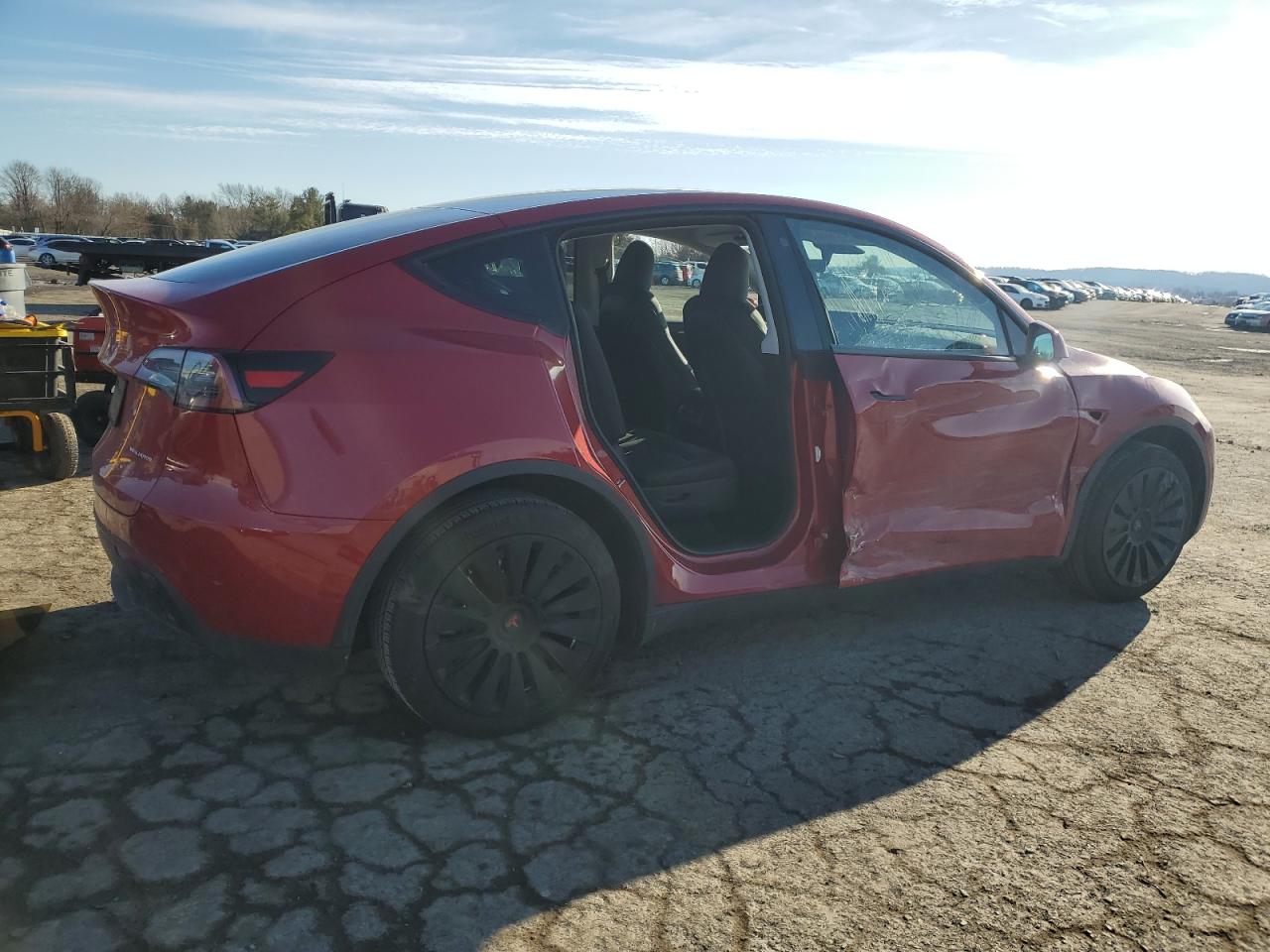 2023 TESLA MODEL Y  VIN:7SAYGAEE1PF776449