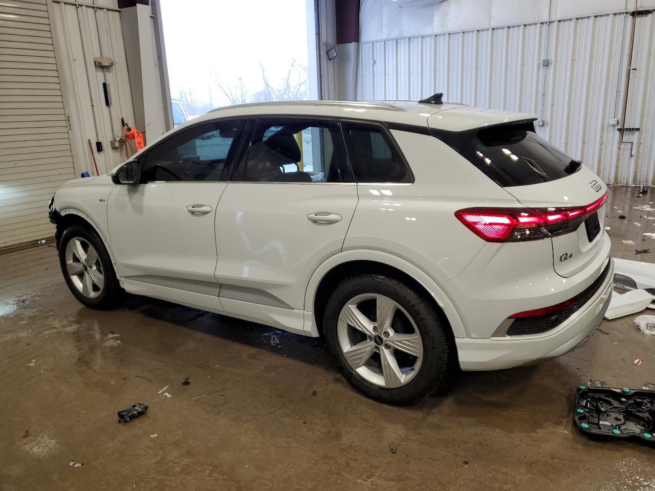 2024 AUDI Q4 E-TRON PREMIUM VIN:WA1KUBFZ9RP053762