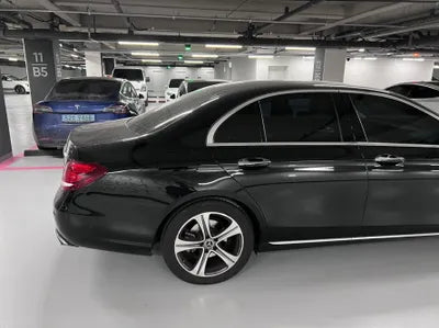 2019 Mercedes-Benz E 300 VIN: