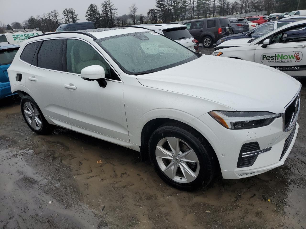 2022 VOLVO XC60 B5 MOMENTUM VIN:YV4L12RK9N1010373