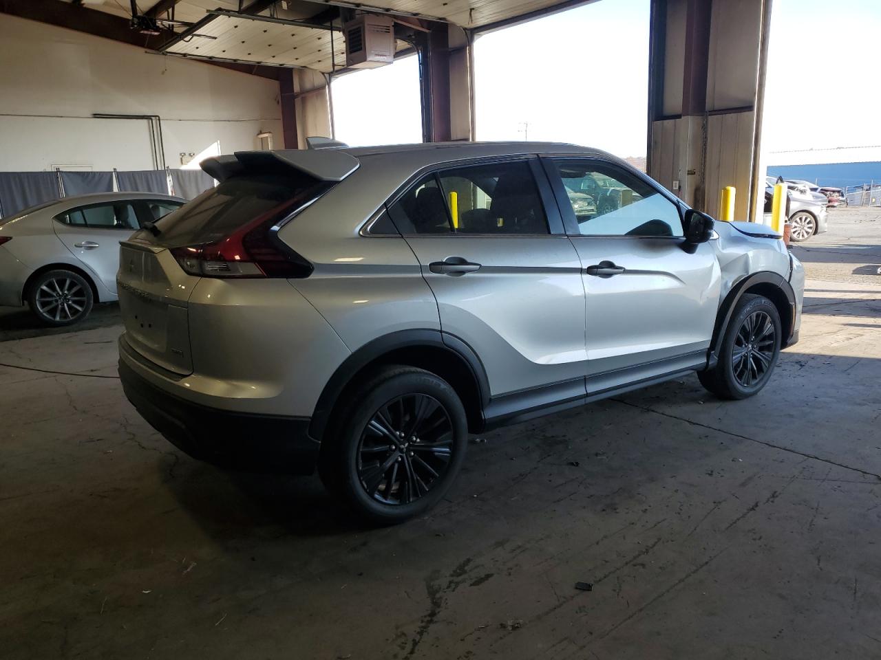 2022 MITSUBISHI ECLIPSE CROSS LE VIN:JA4ATVAA3NZ054566