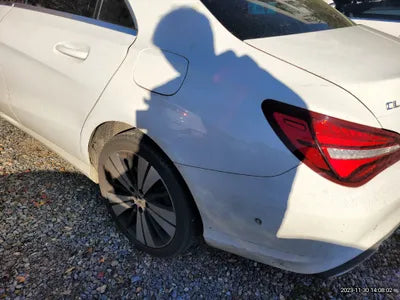 2018 Mercedes-Benz CLA 250 VIN: