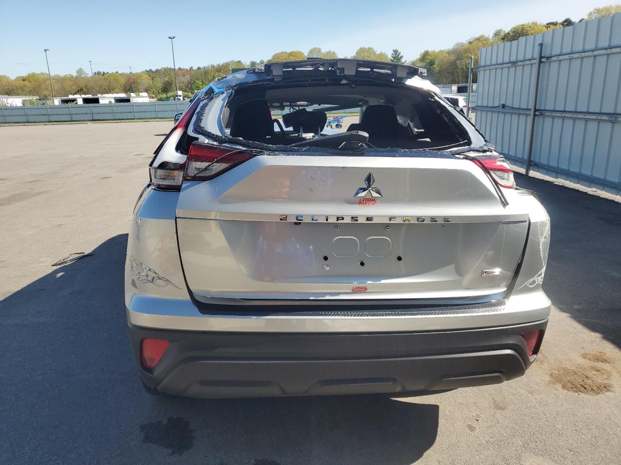 2024 MITSUBISHI ECLIPSE CROSS LE VIN:JA4ATVAA0RZ013673