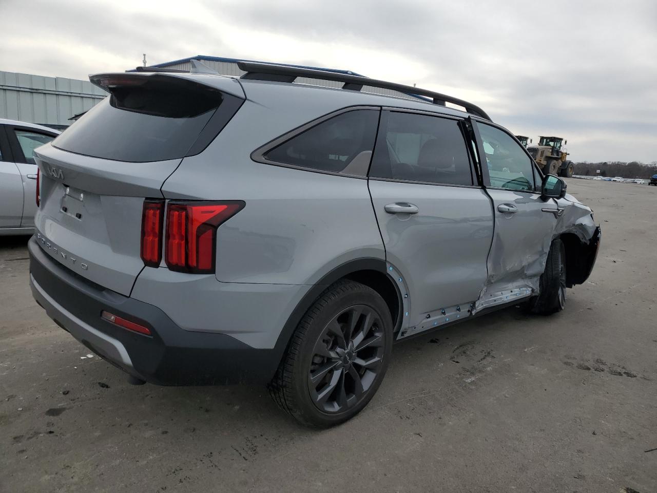 2022 KIA SORENTO SX VIN:5XYRKDLF8NG092484