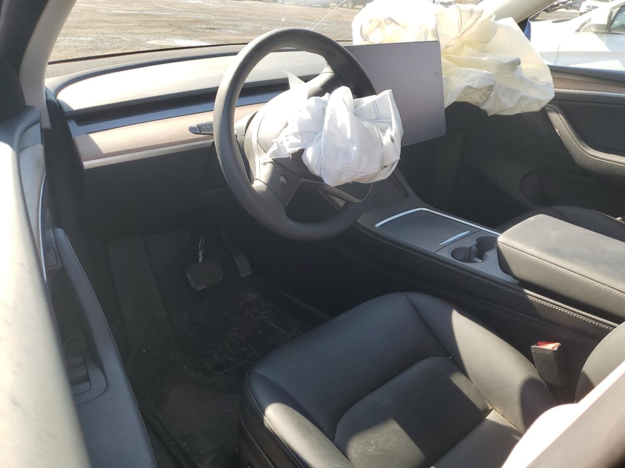 2023 TESLA MODEL Y  VIN:7SAYGDEE3PA121823