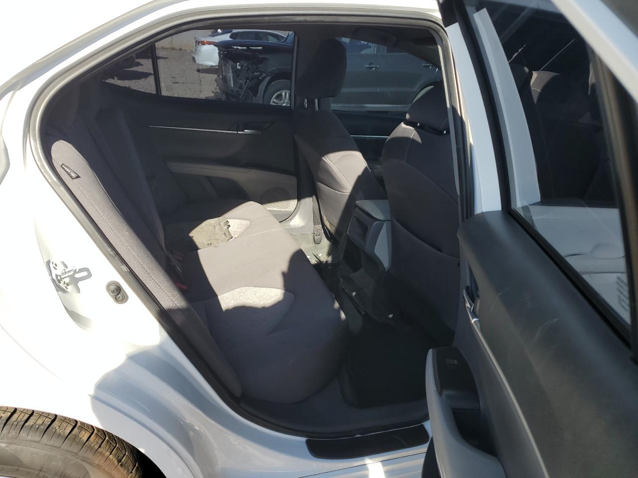 2022 TOYOTA CAMRY LE VIN:4T1C11AK7NU639312