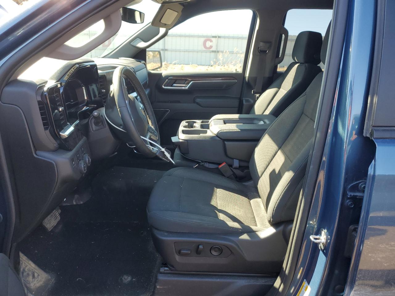 2024 CHEVROLET SILVERADO K1500 LT-L VIN:1GCPDKEK2RZ400448