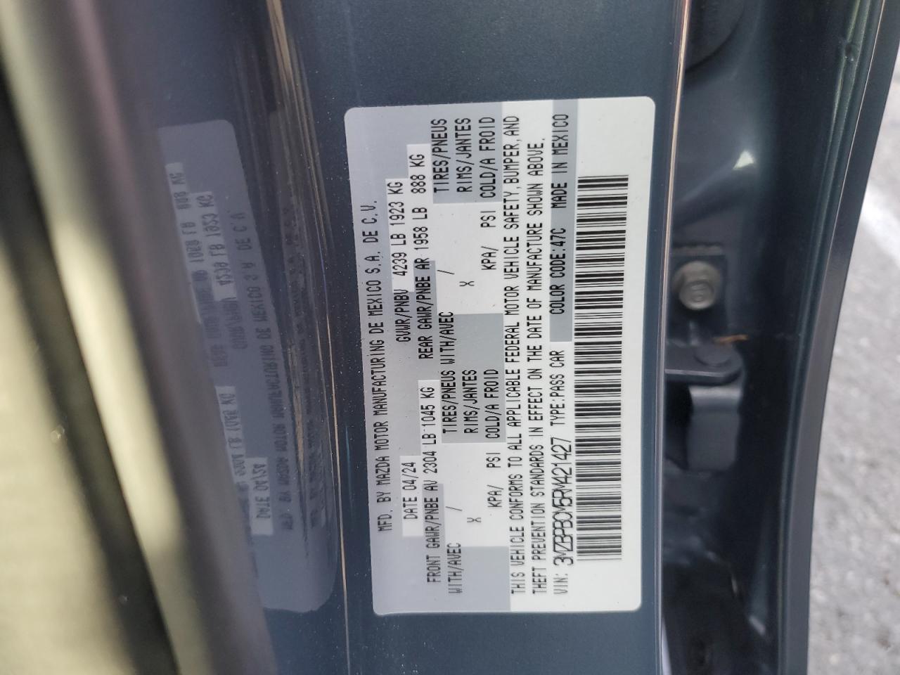 2024 MAZDA 3 PREFERRED VIN:3MZBPBCM5RM421427