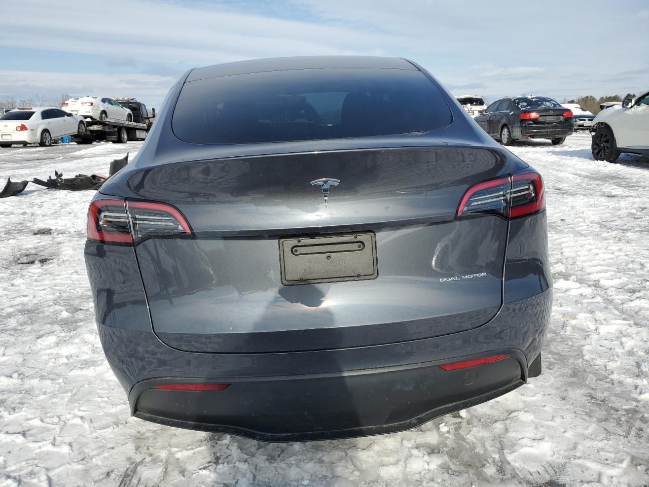 2023 TESLA MODEL Y  VIN:7SAYGDEE7PF874287
