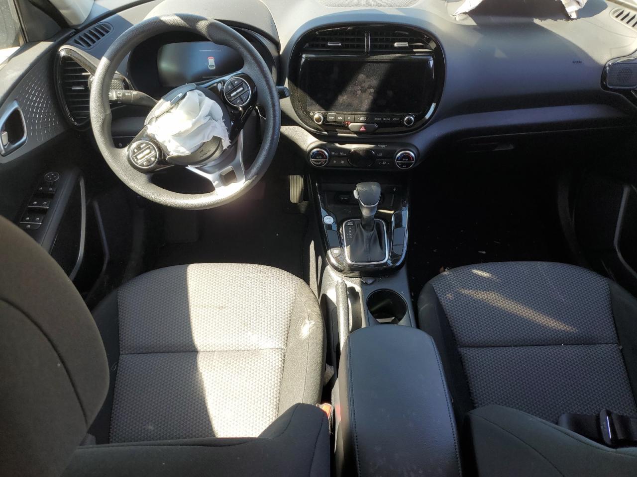 2024 KIA SOUL LX VIN:KNDJ23AU8R7237079