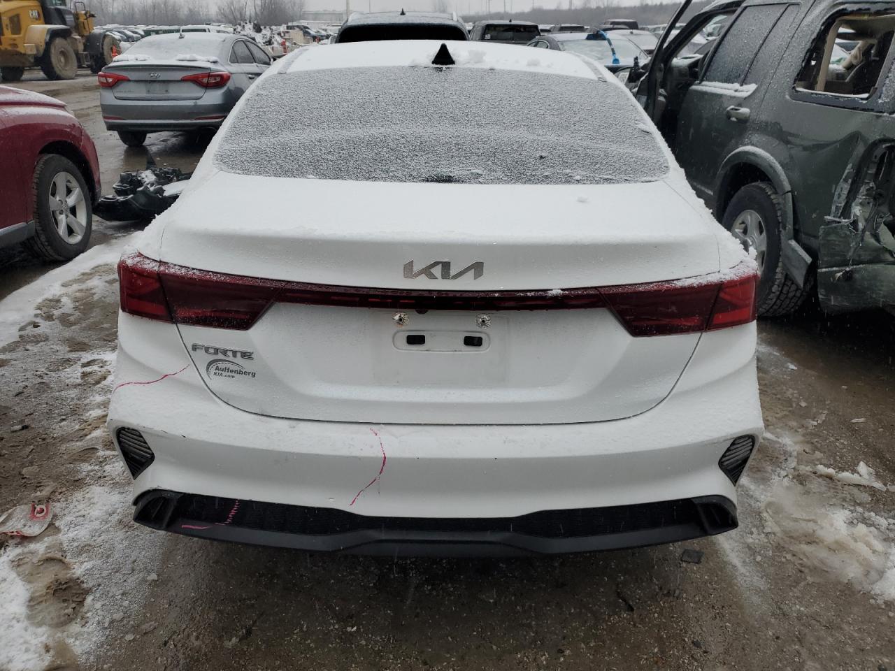 2022 KIA FORTE FE VIN:3KPF24AD3NE441598