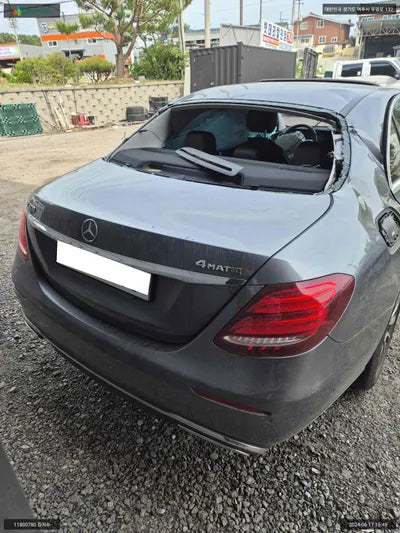 2019 Mercedes-Benz E 300 WDDZF4KB0KA669108 VIN:WDDZF4KB0KA669108