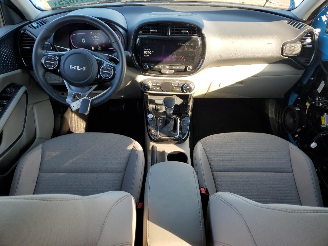 2024 KIA SOUL EX VIN:KNDJ33AU2R7228701