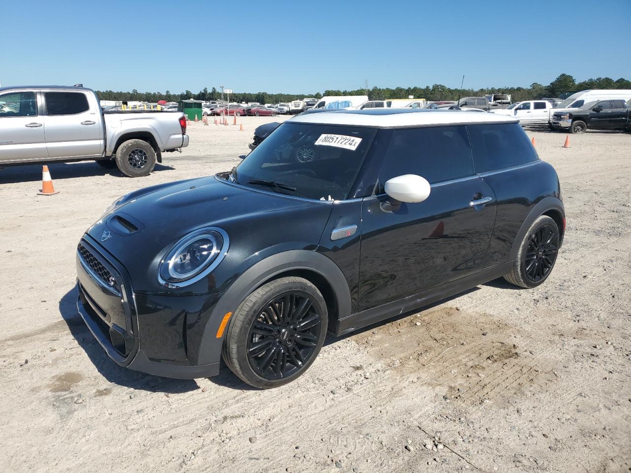 2023 MINI COOPER S VIN:WMW53DH01P2T19587