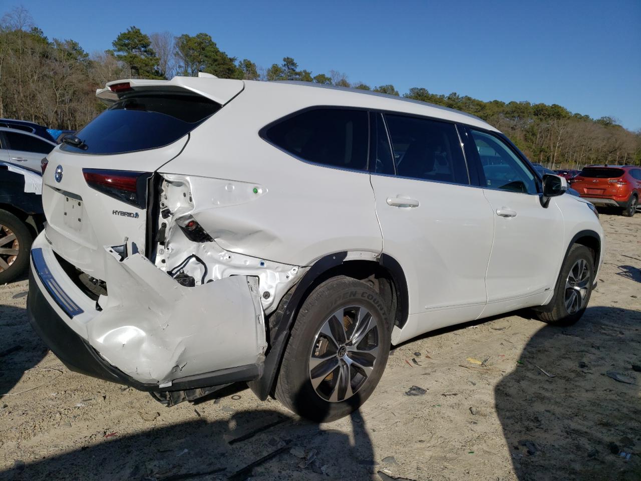 2022 TOYOTA HIGHLANDER HYBRID XLE VIN:5TDGBRCH7NS547785