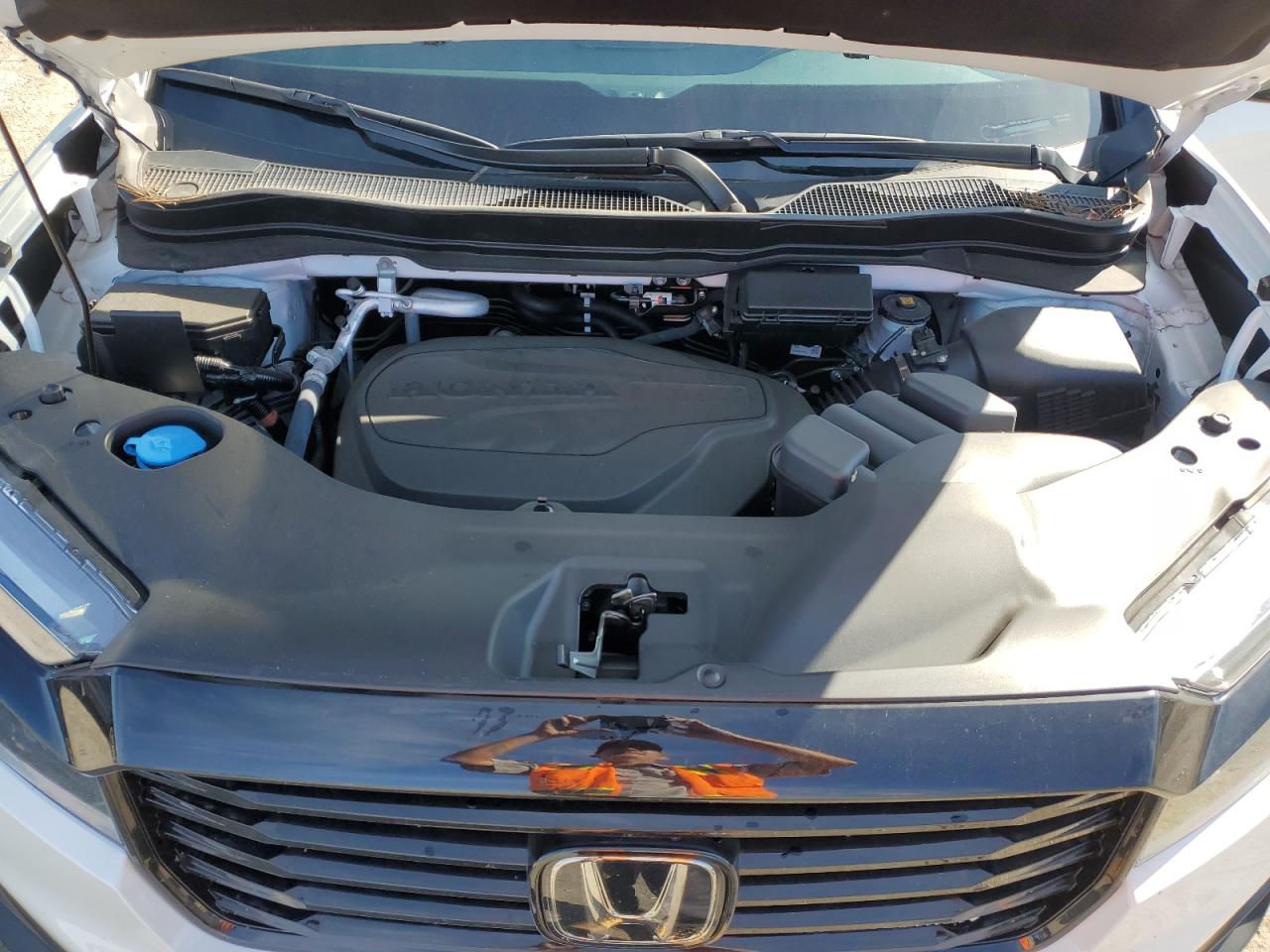 2024 HONDA PASSPORT BLACK EDITION VIN:5FNYF8H88RB007237