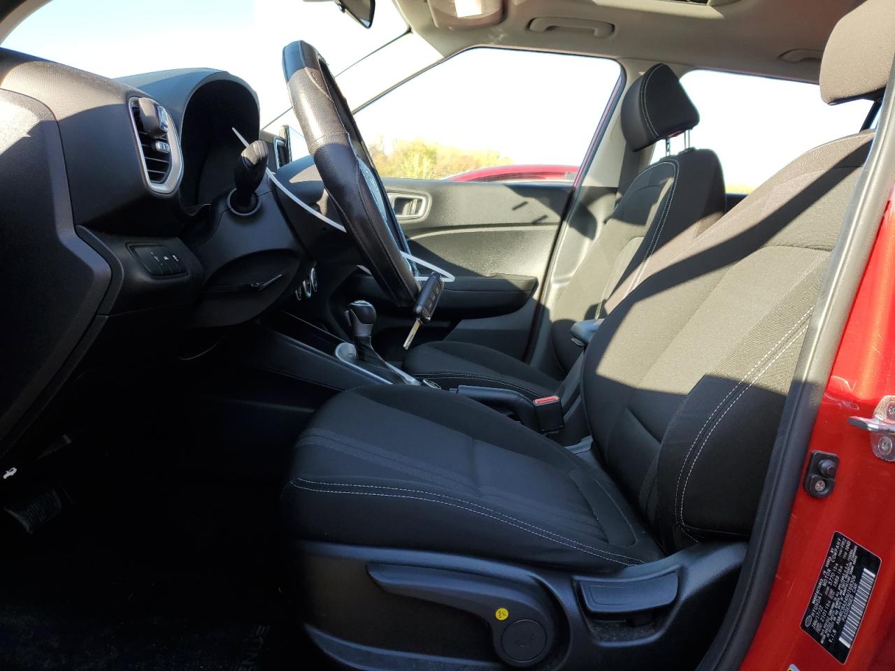 2022 HYUNDAI VENUE SEL VIN:KMHRC8A34NU168306