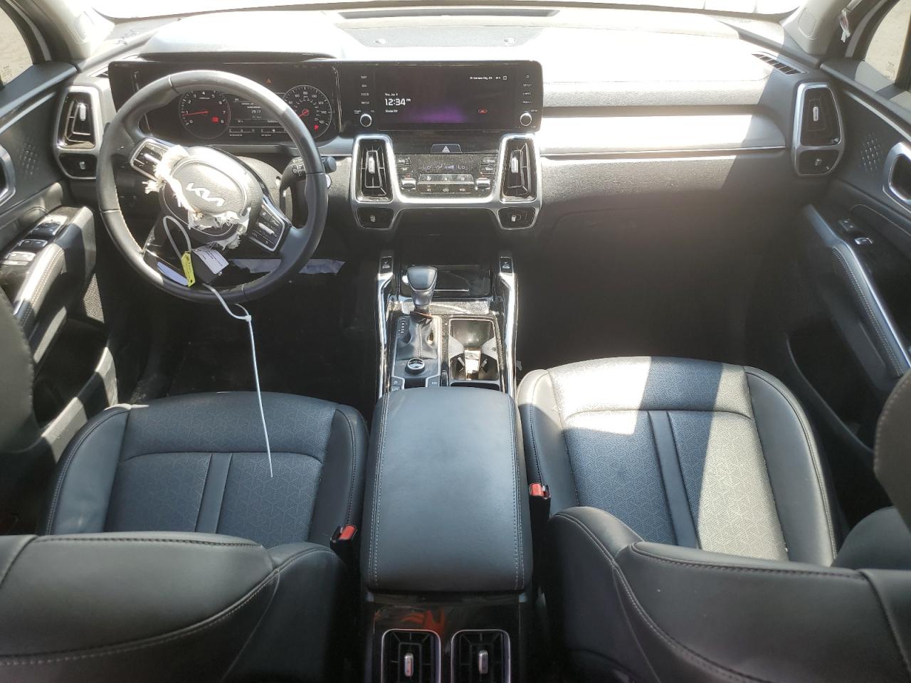 2022 KIA SORENTO SX VIN:5XYRKDLFXNG160199
