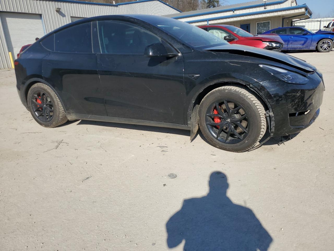 2023 TESLA MODEL Y  VIN:7SAYGDEF1PF867165