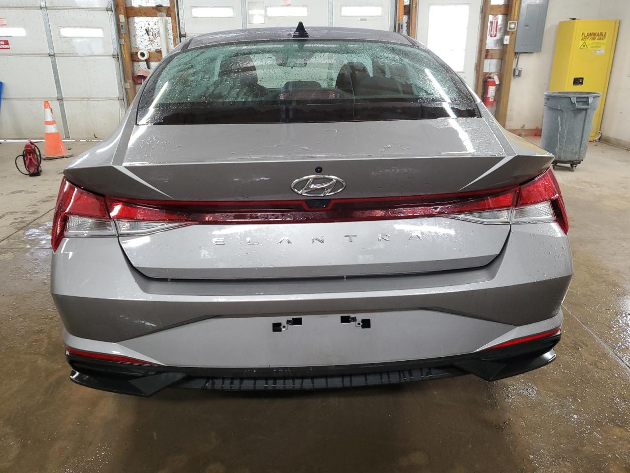 2022 HYUNDAI ELANTRA SEL VIN:KMHLM4AG7NU336423