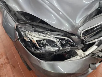 2015 Mercedes-Benz E 220 VIN: