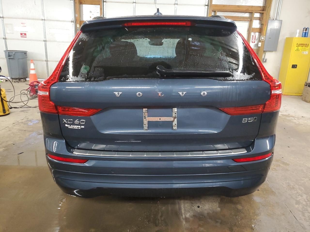 2022 VOLVO XC60 B5 MOMENTUM VIN:YV4L12RK6N1911586