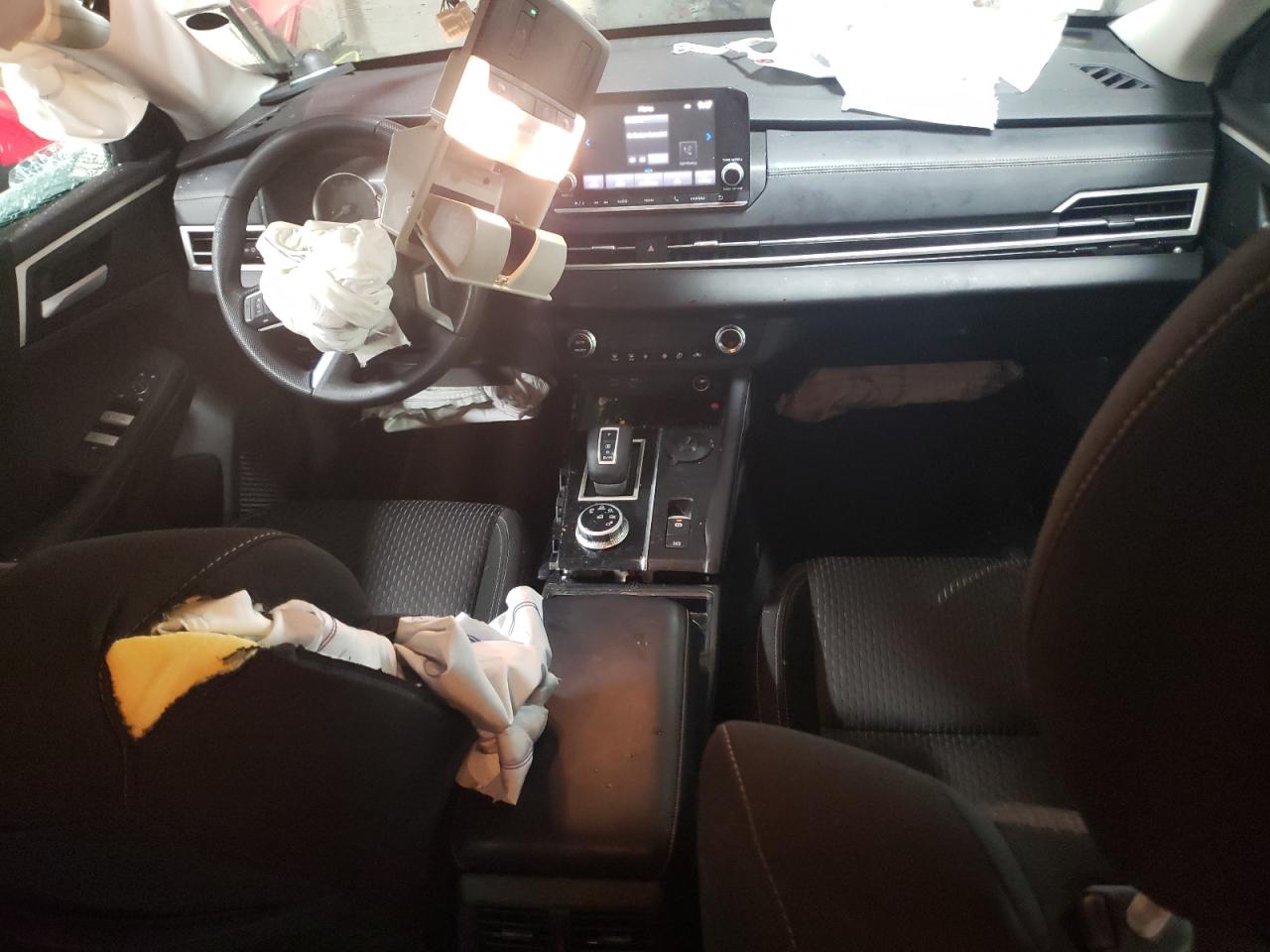 2023 MITSUBISHI OUTLANDER ES VIN:JA4J3TA80PZ009900